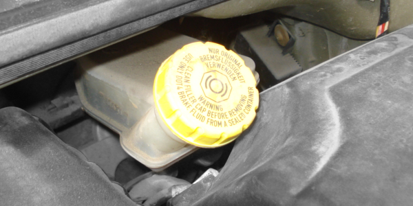 Serbatoio del liquido idraulico dei freni