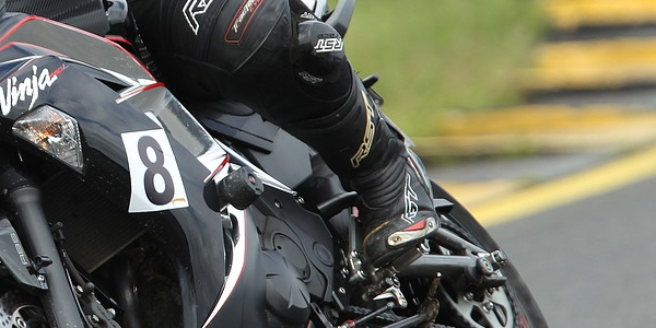 Stivali ad uso motociclistico